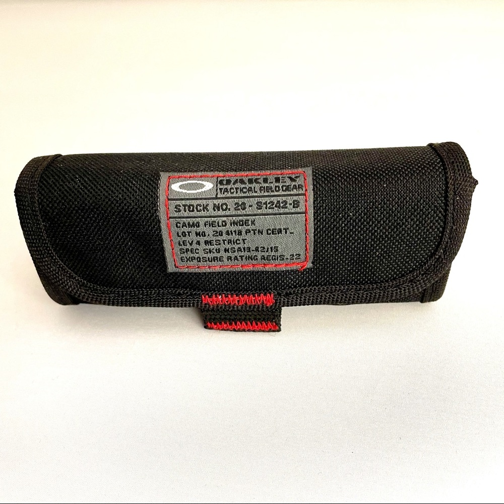 Oakley tactical field gear lens cleaning kit
